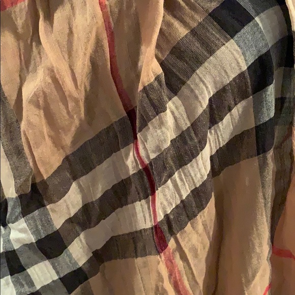 Burberry Giant Check Gauze Scarf - Picture 4 of 4